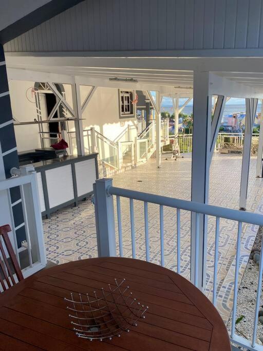 Bungalow Tafial Vue Sur Mer Sainte-Anne  Zewnętrze zdjęcie